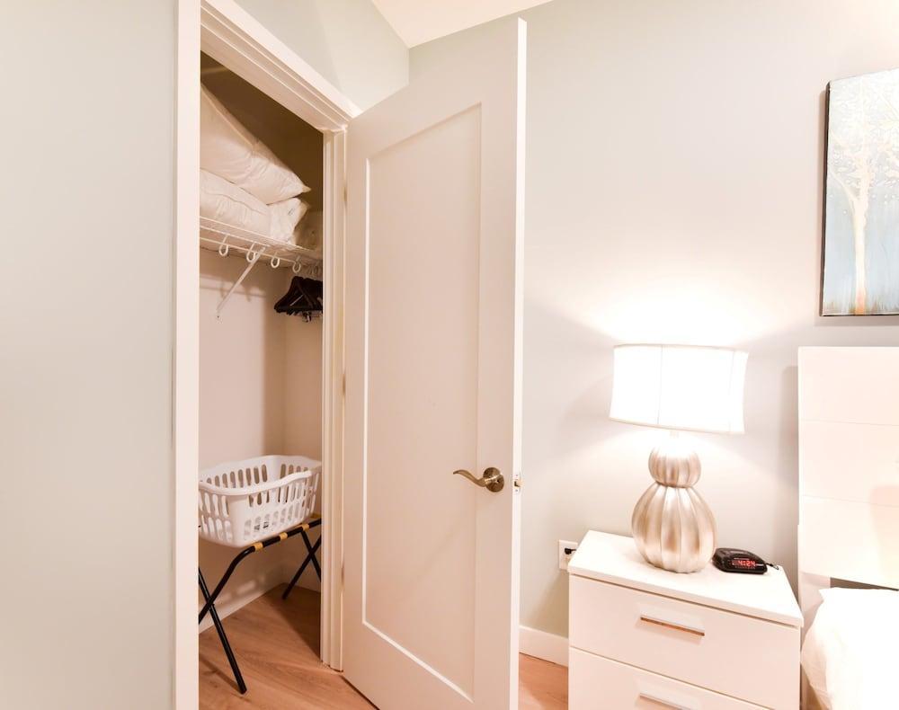 Global Luxury Suites At Longwood Brookline Eksteriør billede
