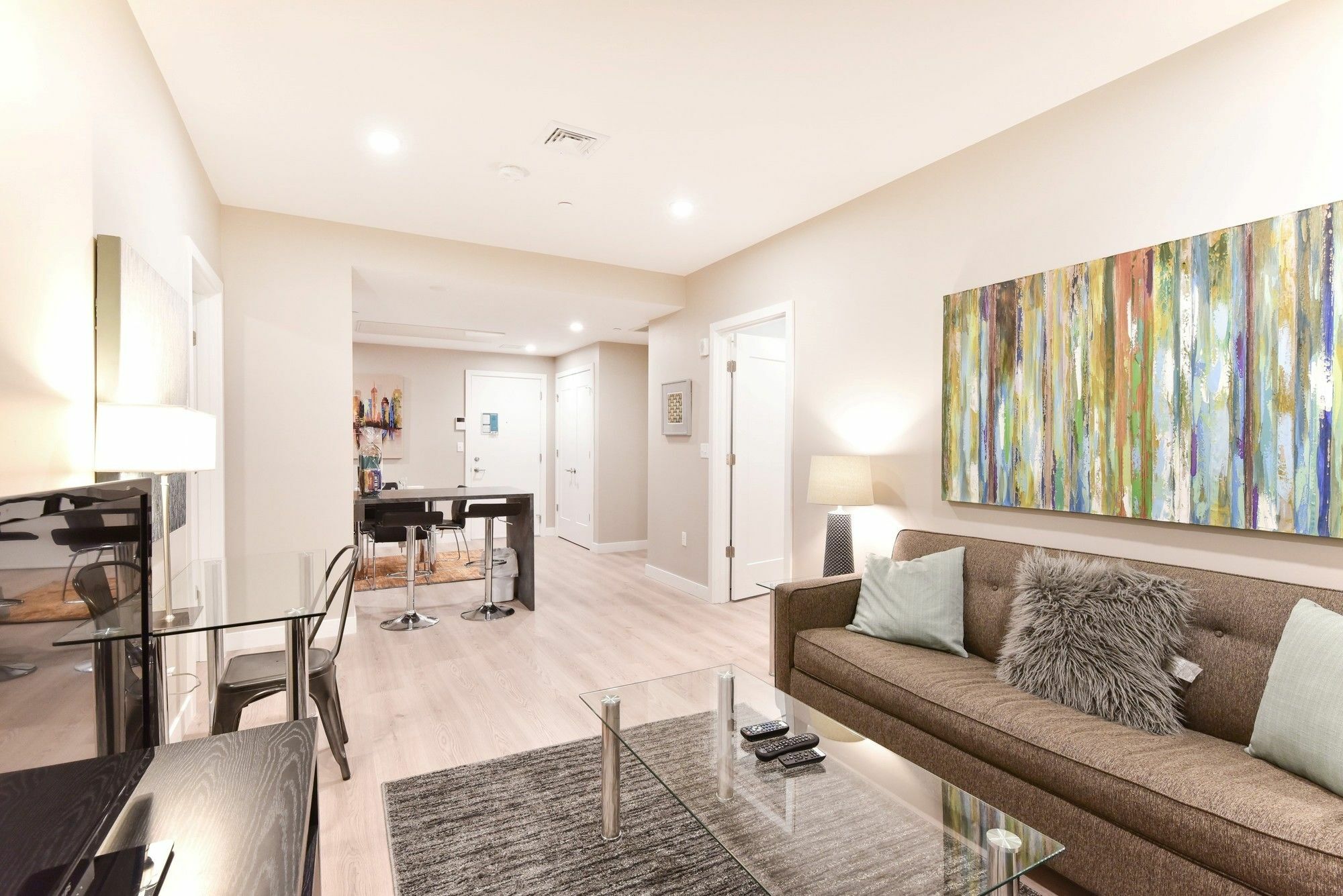Global Luxury Suites At Longwood Brookline Eksteriør billede