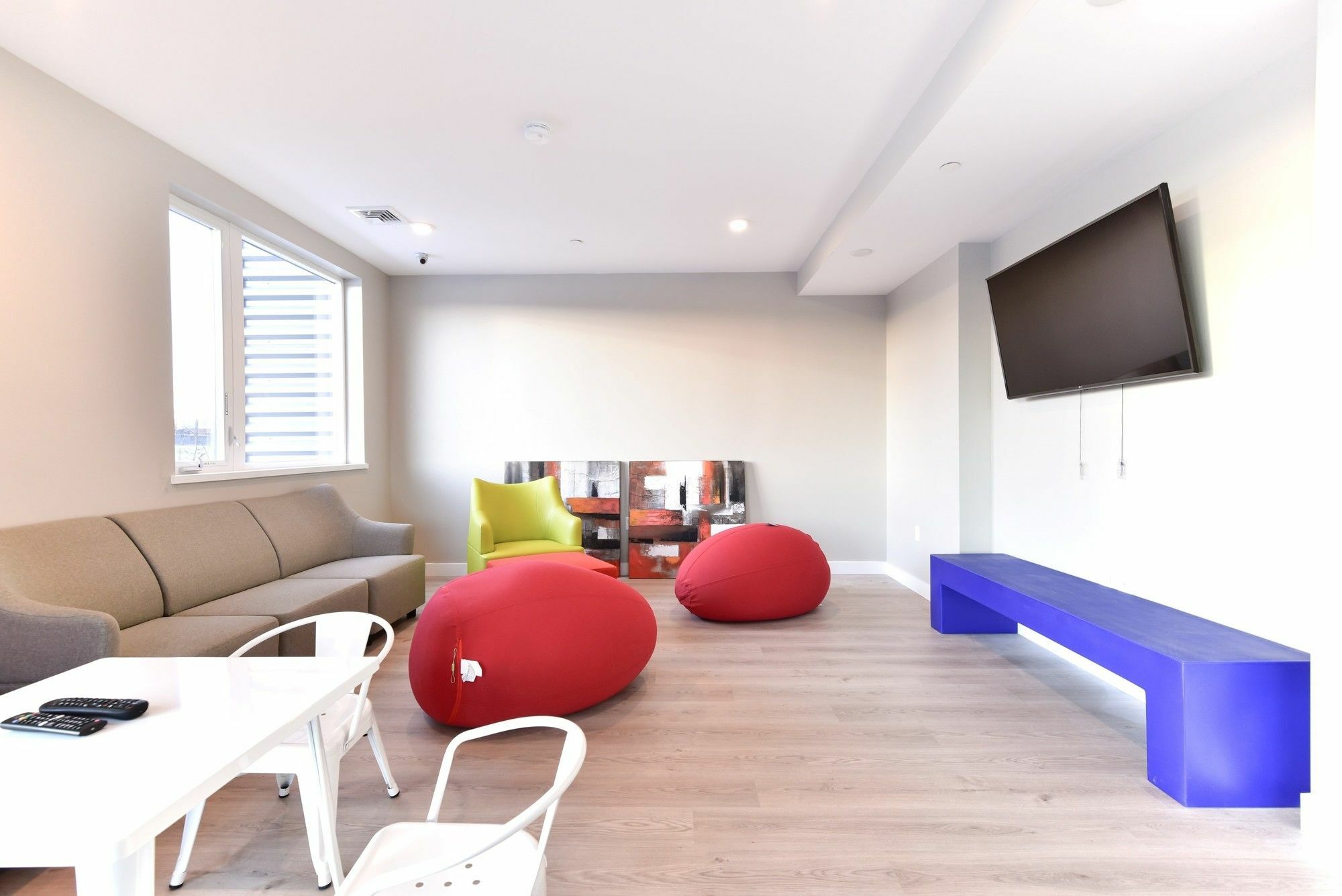 Global Luxury Suites At Longwood Brookline Eksteriør billede